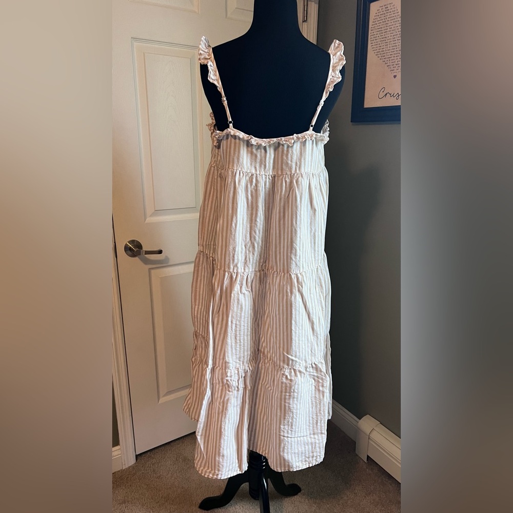 J. Crew cotton-linen tiered maxi dress. Small - Picture 5 of 10
